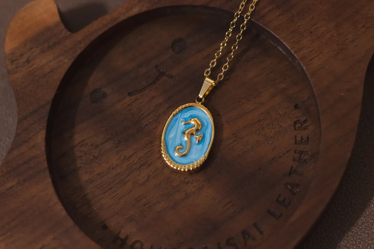 海馬流沙肖像項鍊